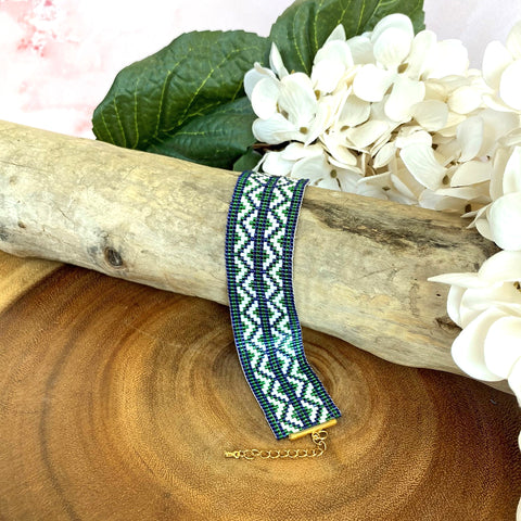 green navy white zig zag beaded loom bracelet