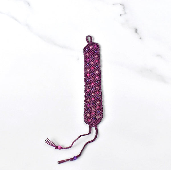 Deep plum swirl design micro macrame bracelet with cracked glass beads